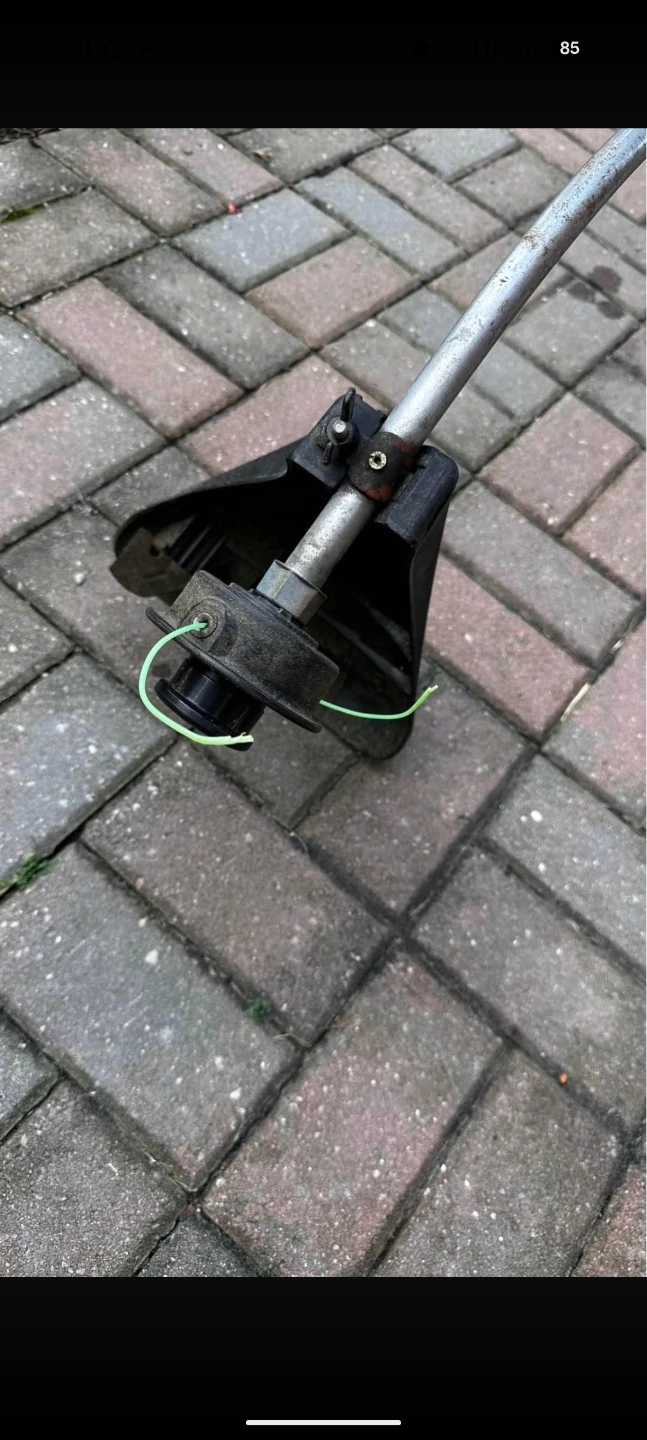 Weed Eater FeatherLite String Trimmer - photo 4