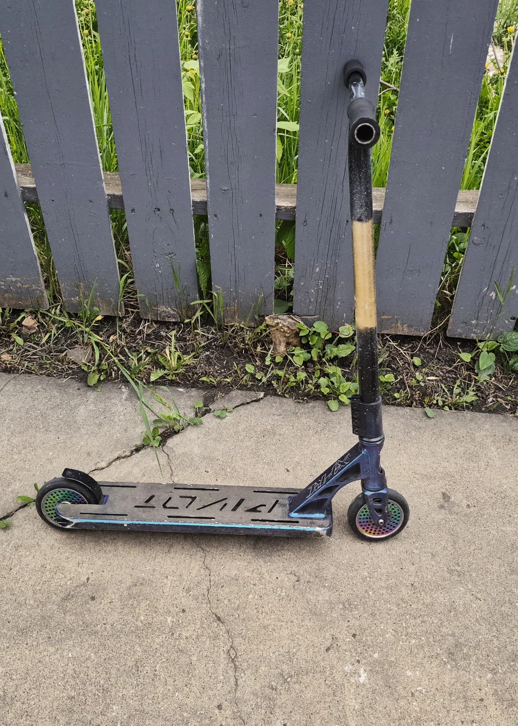 Pivot x Pro Stunt Scooter oil slick