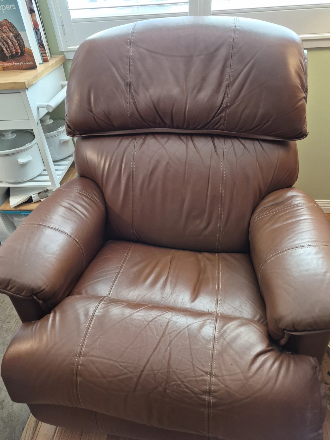 Brown Leather Recliner Chairs - photo 3