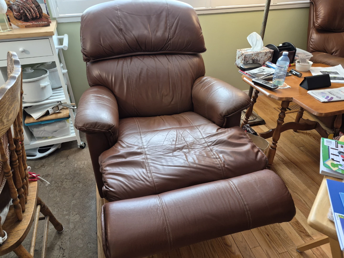 Brown Leather Recliner Chairs - photo 5