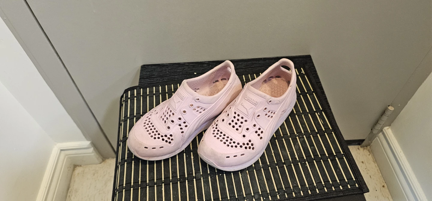 Puma Pink Water Shoes - photo 3