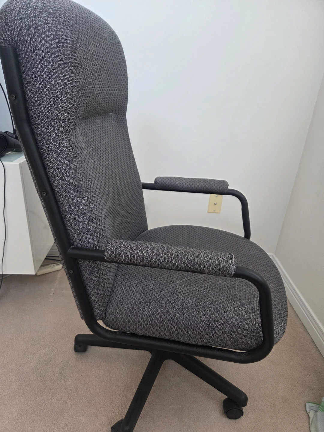Grey Office Chair - photo 4