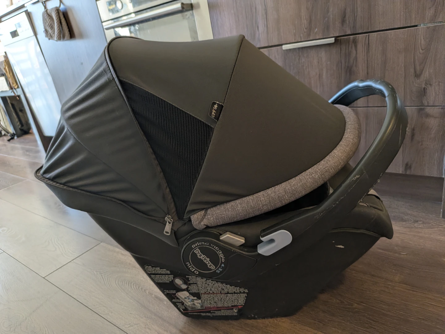 Peg Perego Infant Carrier / Baby Rocker Chair (Indoor Use) - photo 2