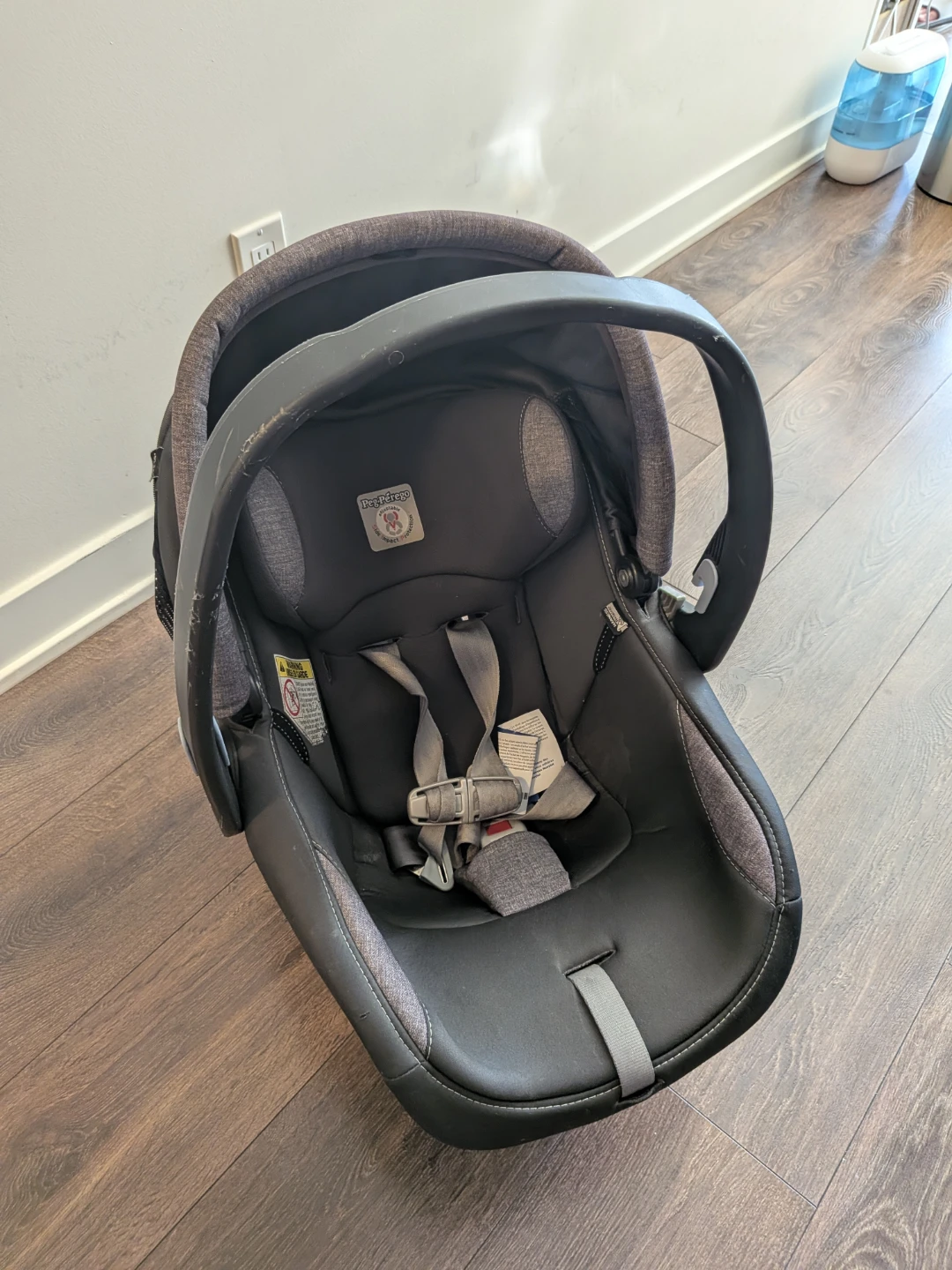 Peg Perego Infant Carrier / Baby Rocker Chair (Indoor Use) - photo 5