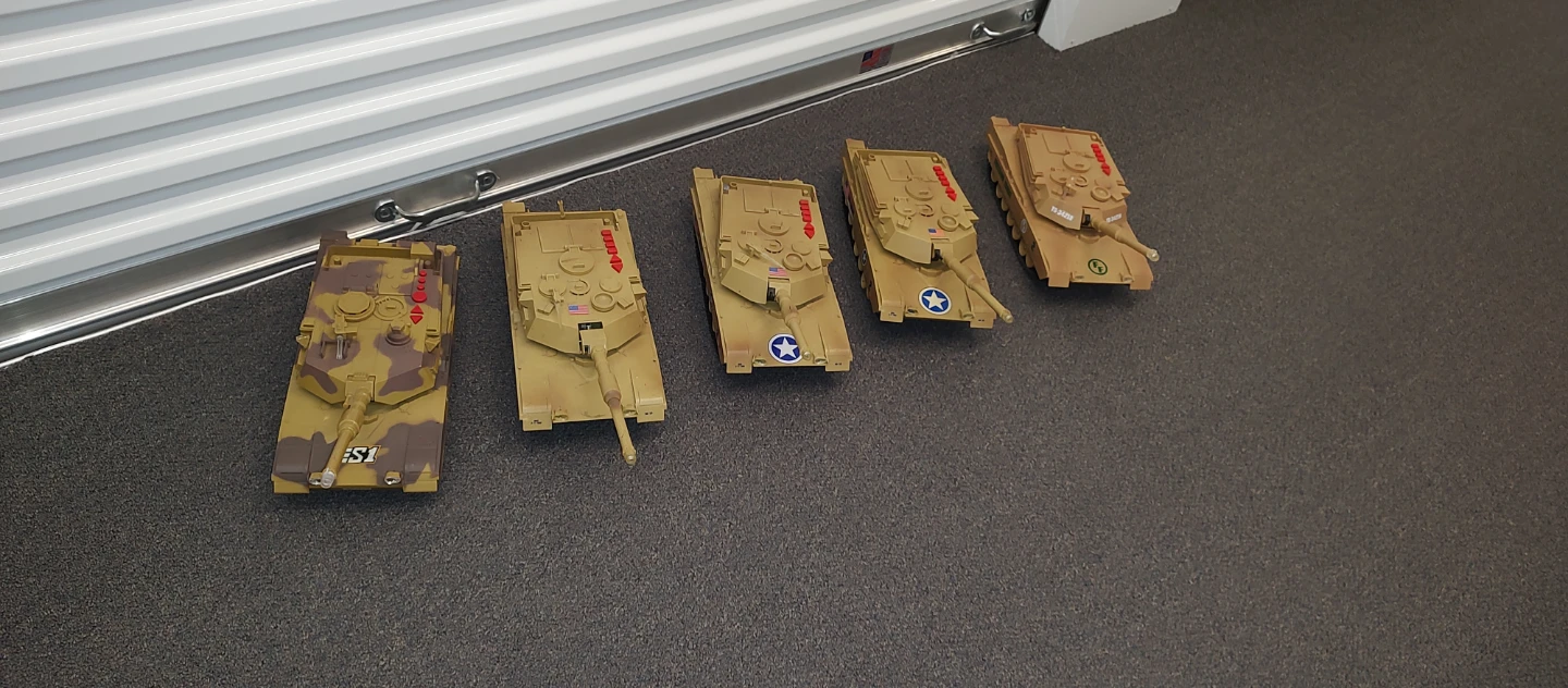 Toy Large Military Tanks(5)