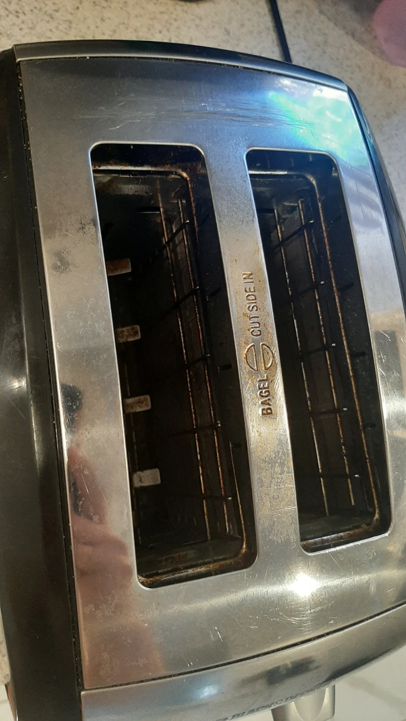 BLACK+DECKER 2-Slice Toaster - photo 3