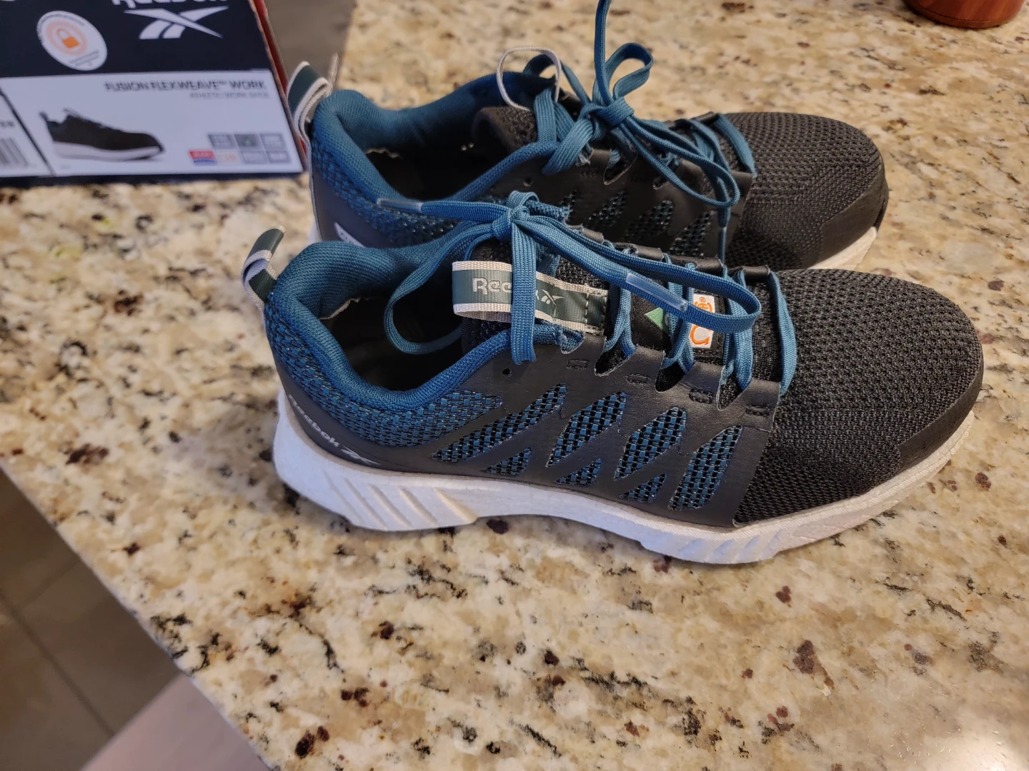 Reebok's work shoes - photo 2