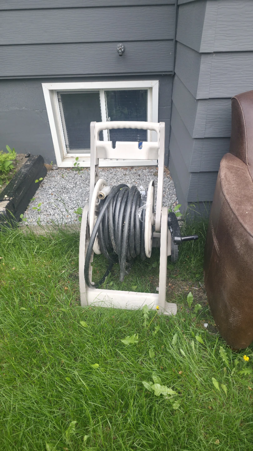 FREE Furniture - photo 4
