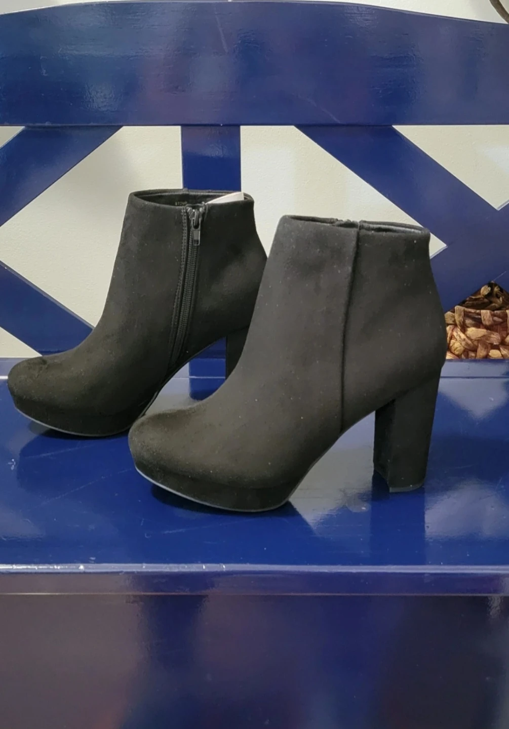 Brand New Black Ankle Boots, Size 7.5 ⚽ - photo 4