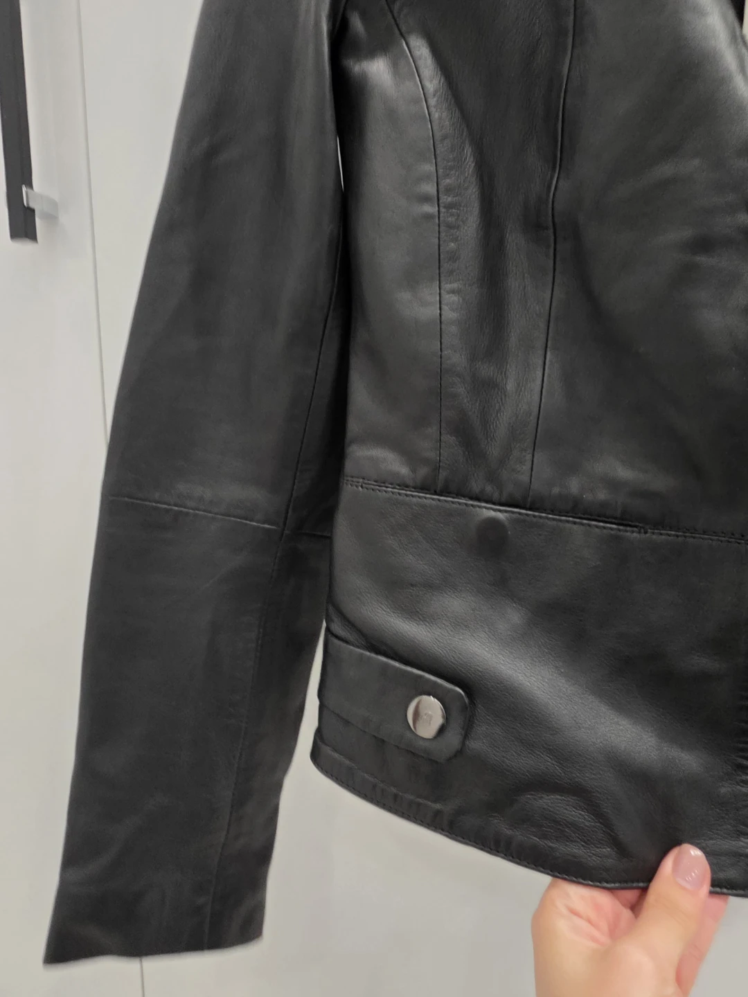 Esprit Black Leather Jacket - photo 2