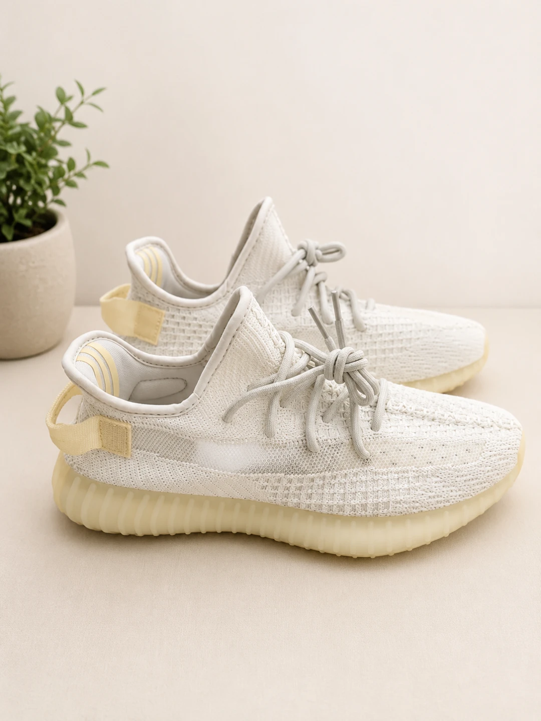 Adidas Yeezy Boost 350 V2 - photo 2