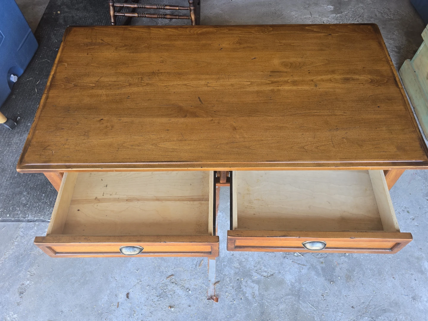 Pottery Barn coffee table - photo 3