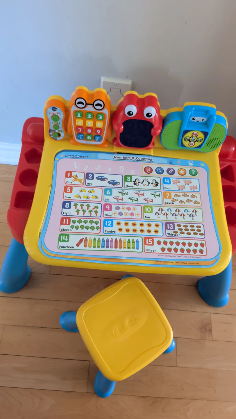 Kids learning toy VTech Touch & Learn Activity Desk Deluxe