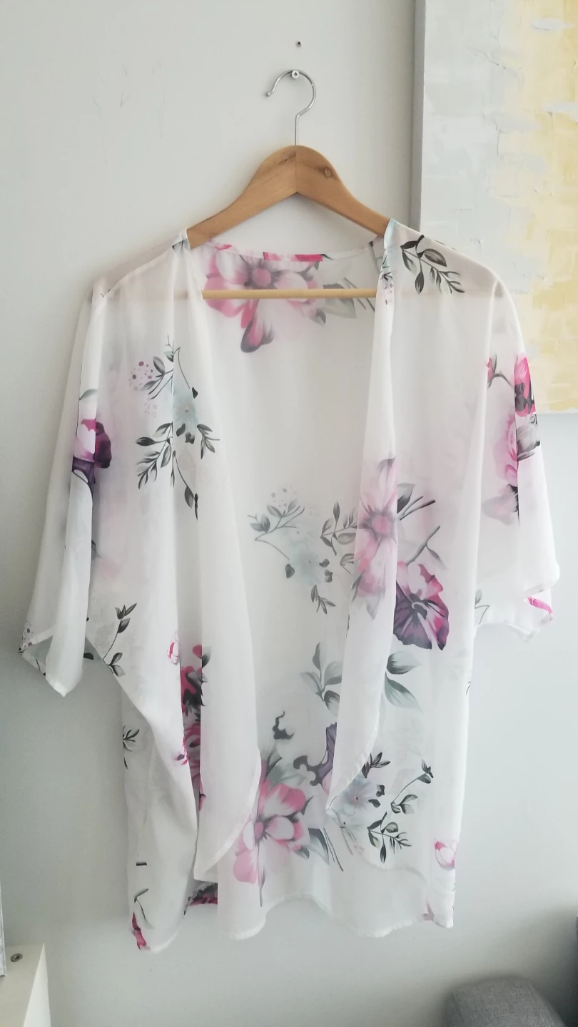 White Floral Kimono Size Small