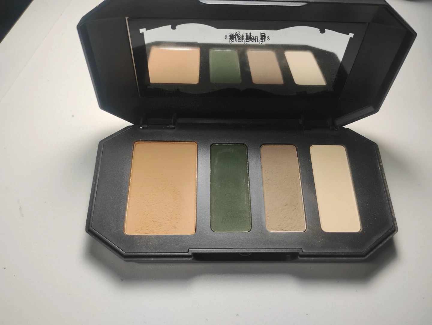 Kat Von D Shade + Light Eye Contour Palette - photo 2