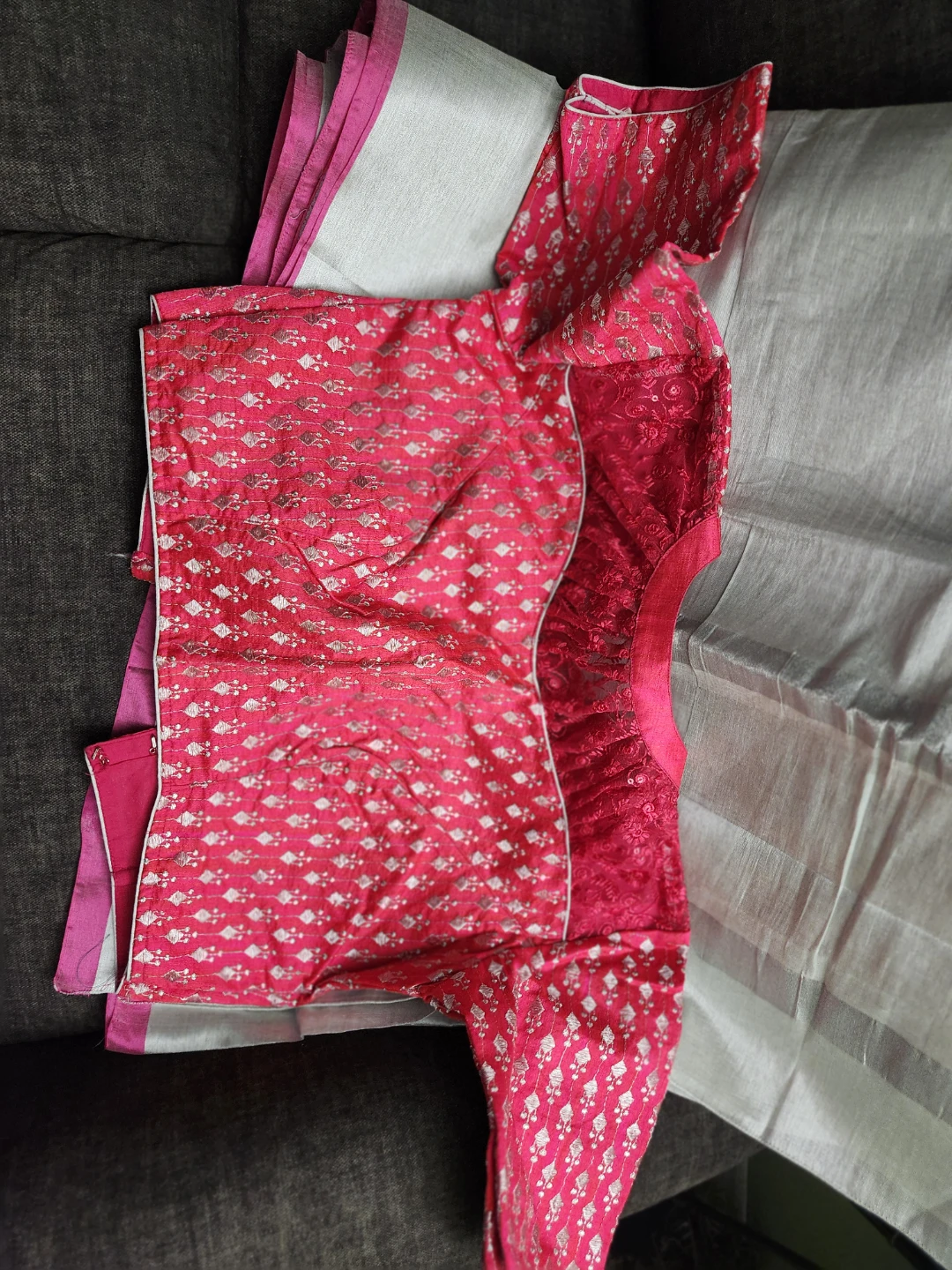 Silver and Pink Saree with Blouse - photo 2