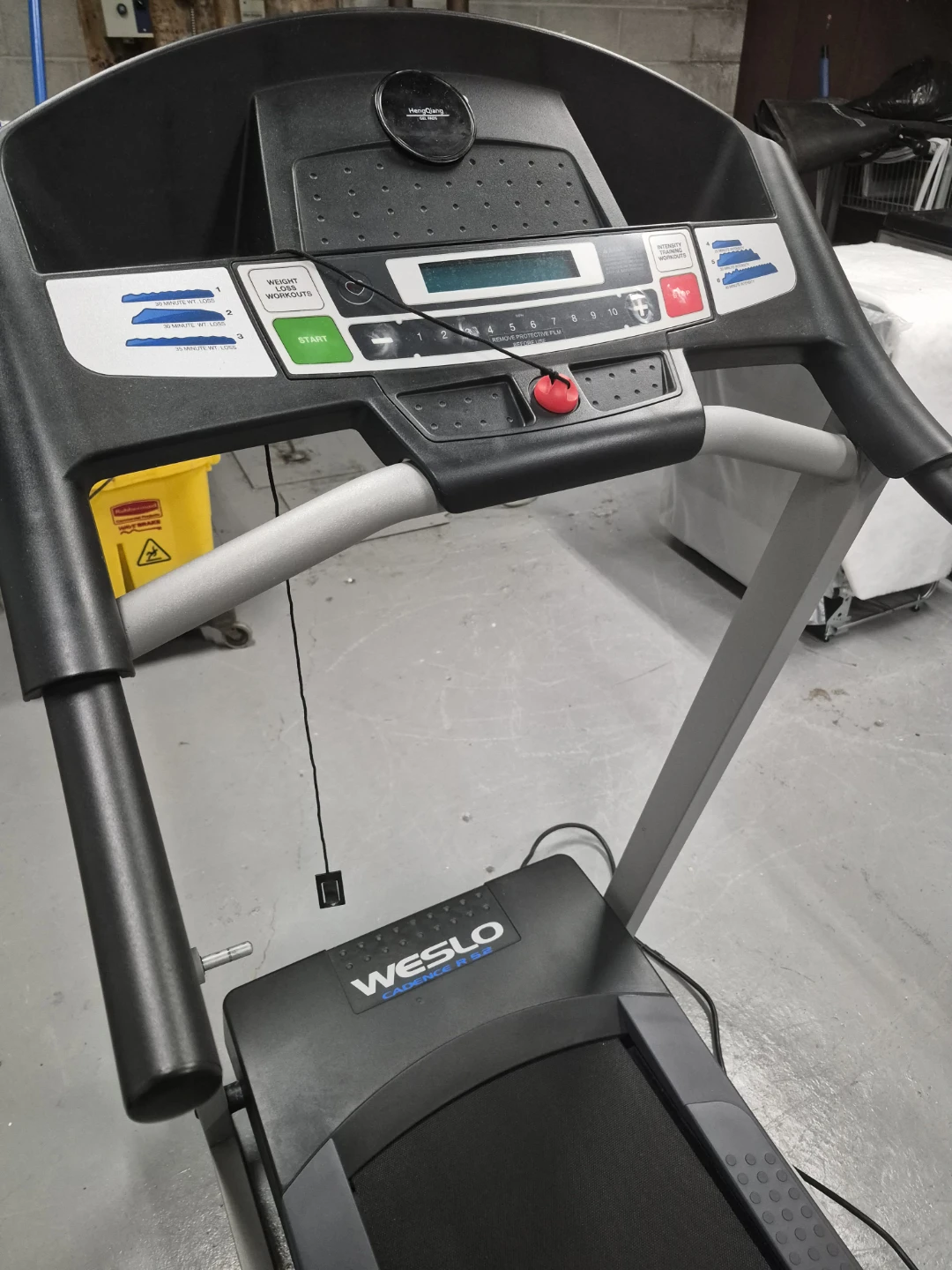 Weslo Cadence R 5.2 Treadmill - photo 2