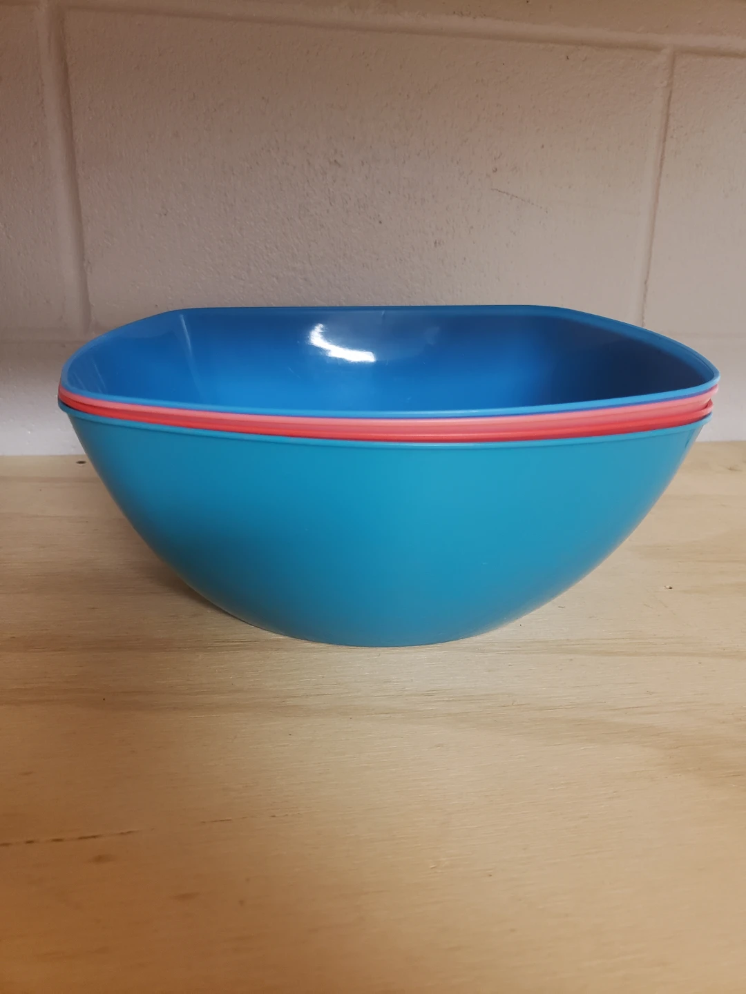 Set of 4 Plastic Mixing Bowls