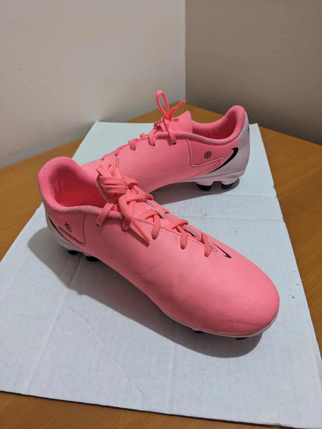 Nike Phantom Soccer Cleats Pink Youth 3Y - photo 3