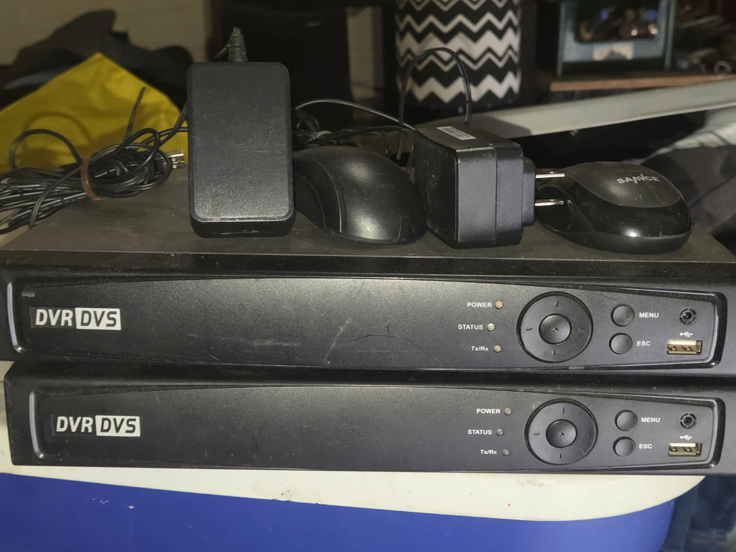 2x DVR DVS Security System Recorders with Monitor  Accessories - photo 3