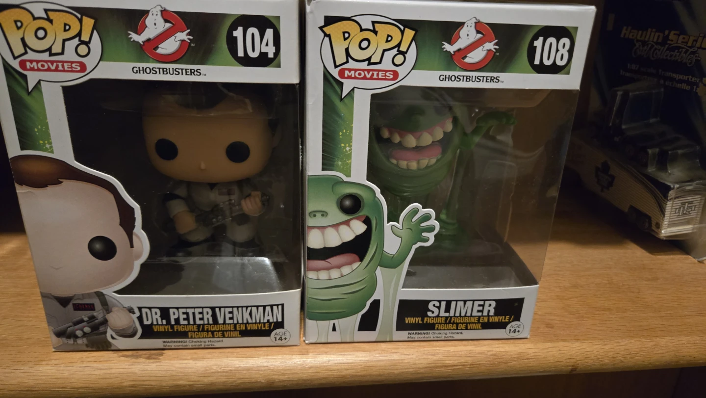 Funko Pop! Ghostbusters Dr. Peter Venkman & Slimer Vinyl Figures