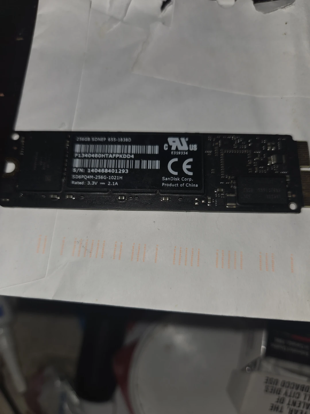 SanDisk 256GB SSD - photo 2