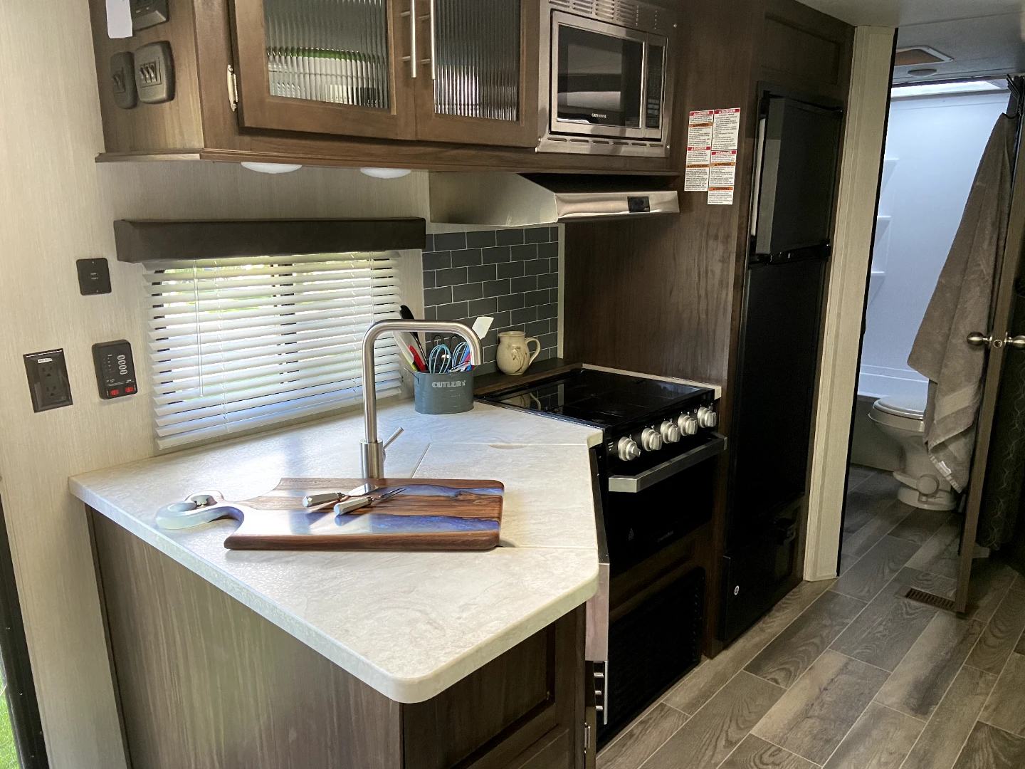 2019 284DBH Greywolf Cherokee - photo 2