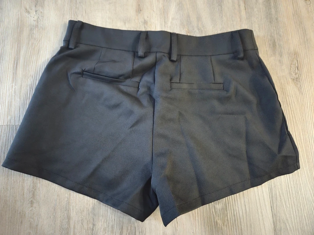 Black High-Waisted Shorts - photo 2