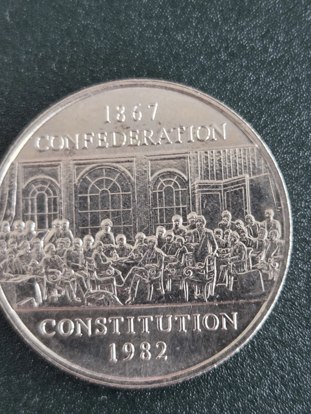 1982 Canada Dollar Coin Confederation Constitution - photo 3