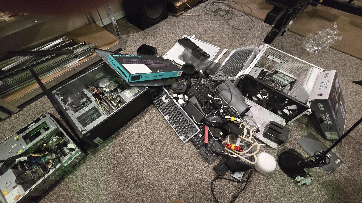 Bulk scrap electronics. Some working some not