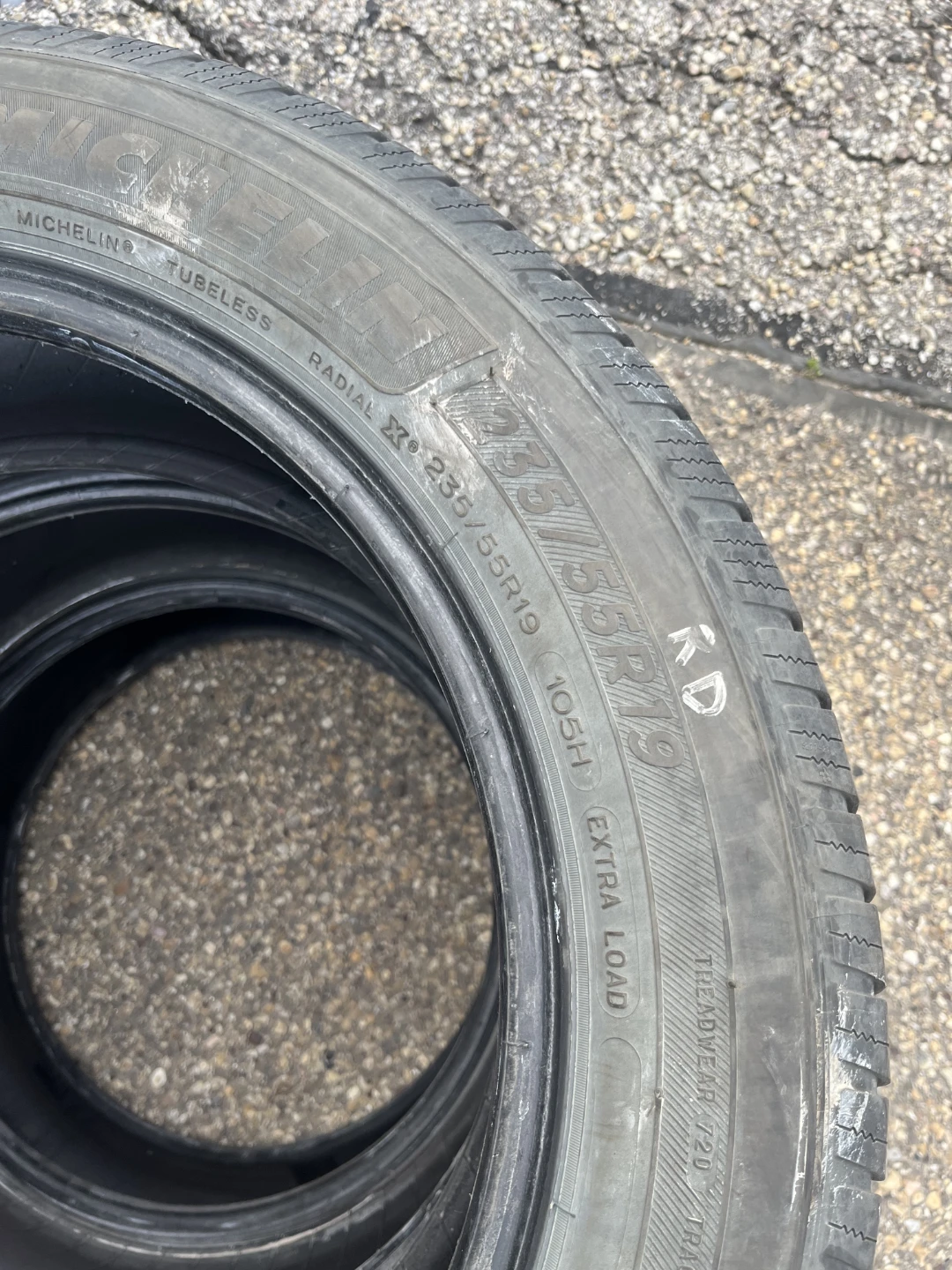 Michelin Defender 235/55R19 Tires - photo 3