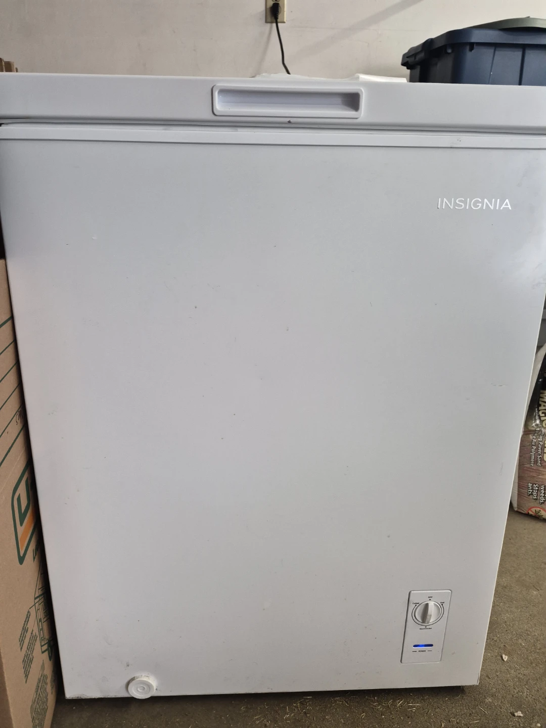 Insignia Chest Freezer