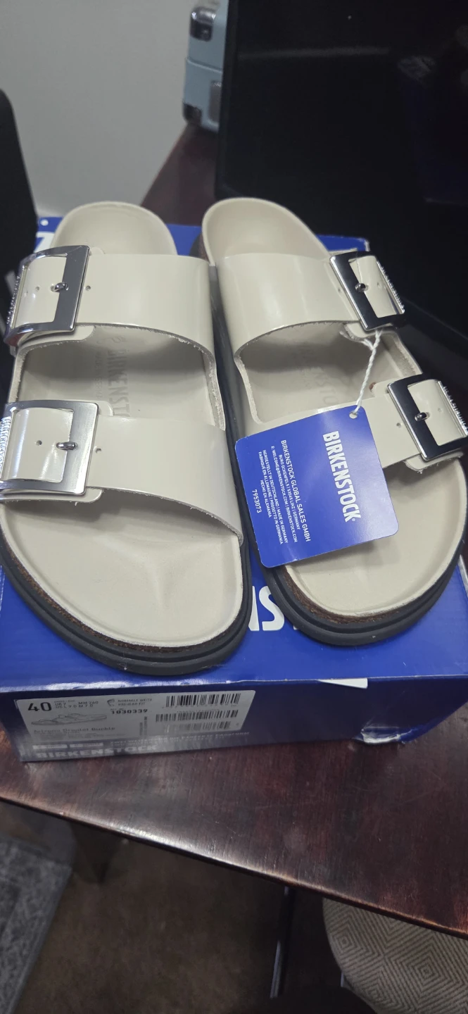 New Birkenstock Arizona Droplet Buckle High Shine Sandals