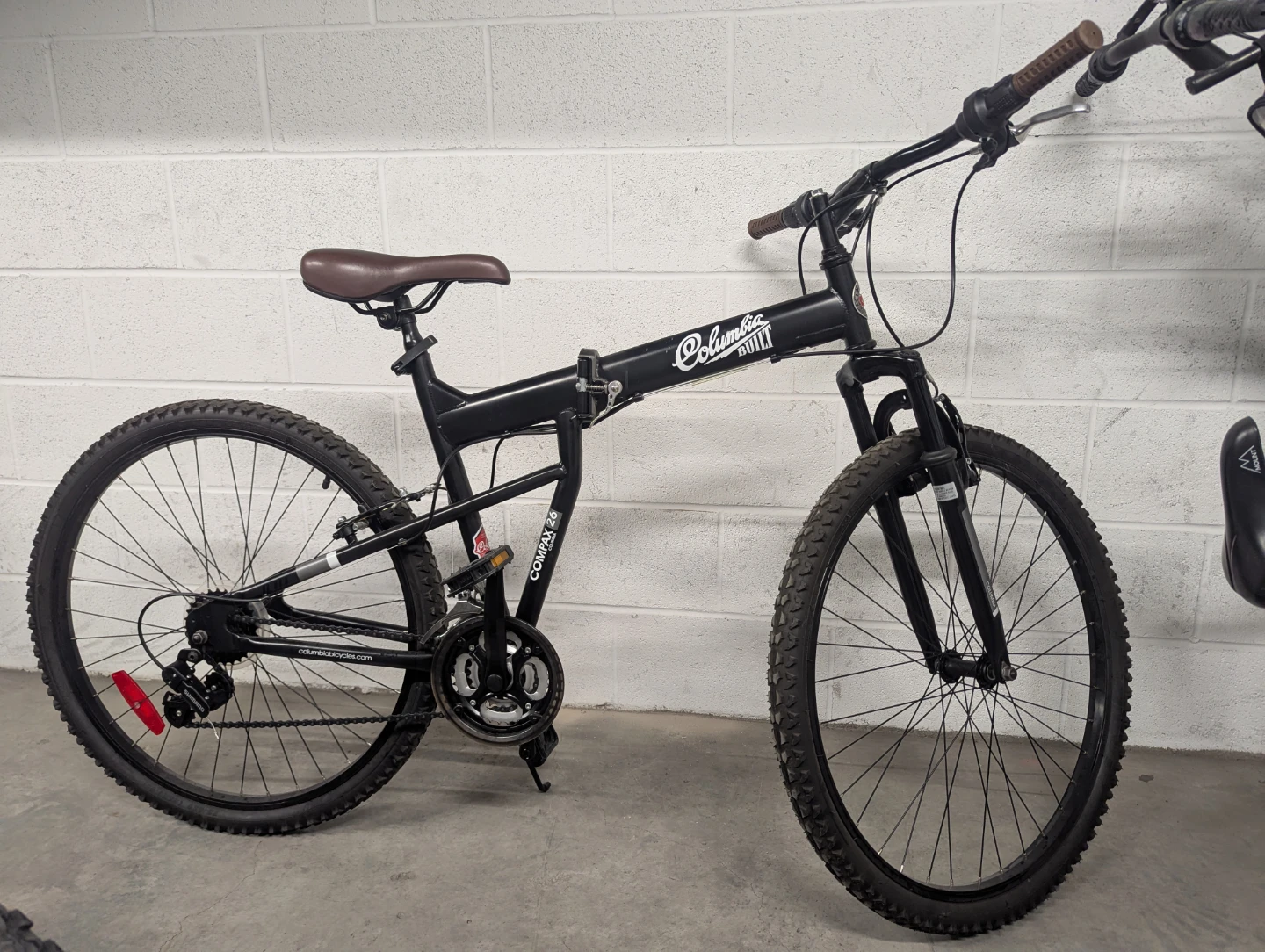 Columbia XL Mountain Bike