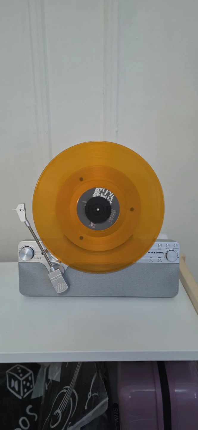 MYKSONIC Vertical Record Player - silver