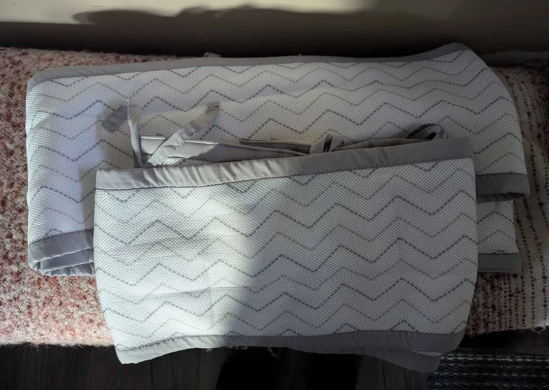 Breathable Baby Mesh Crib Liner