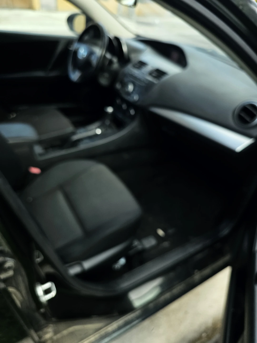 Mazda 3 Hatchback 2013 - photo 2