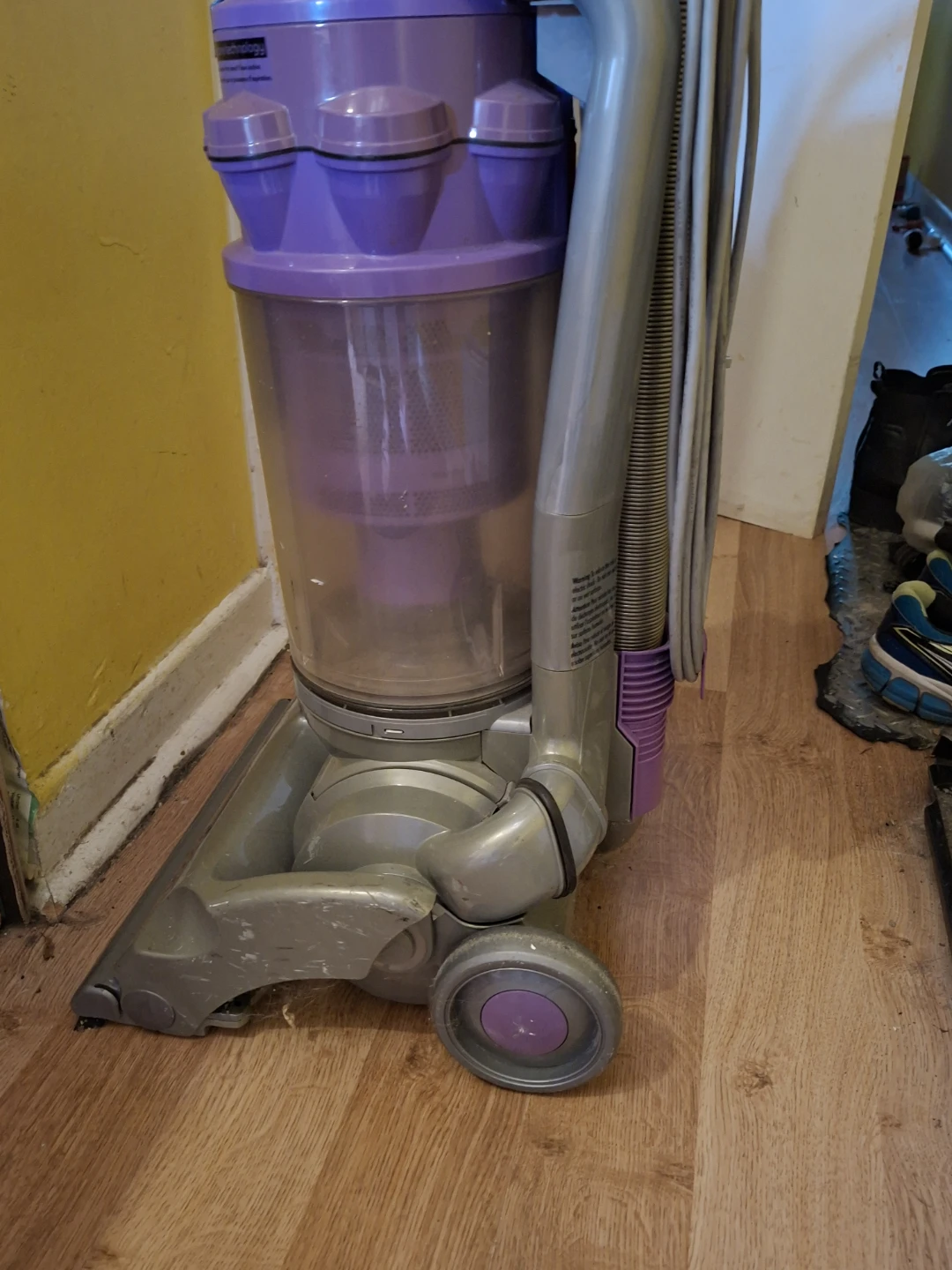 DYSON Purple Vacuum Cleaner - photo 4