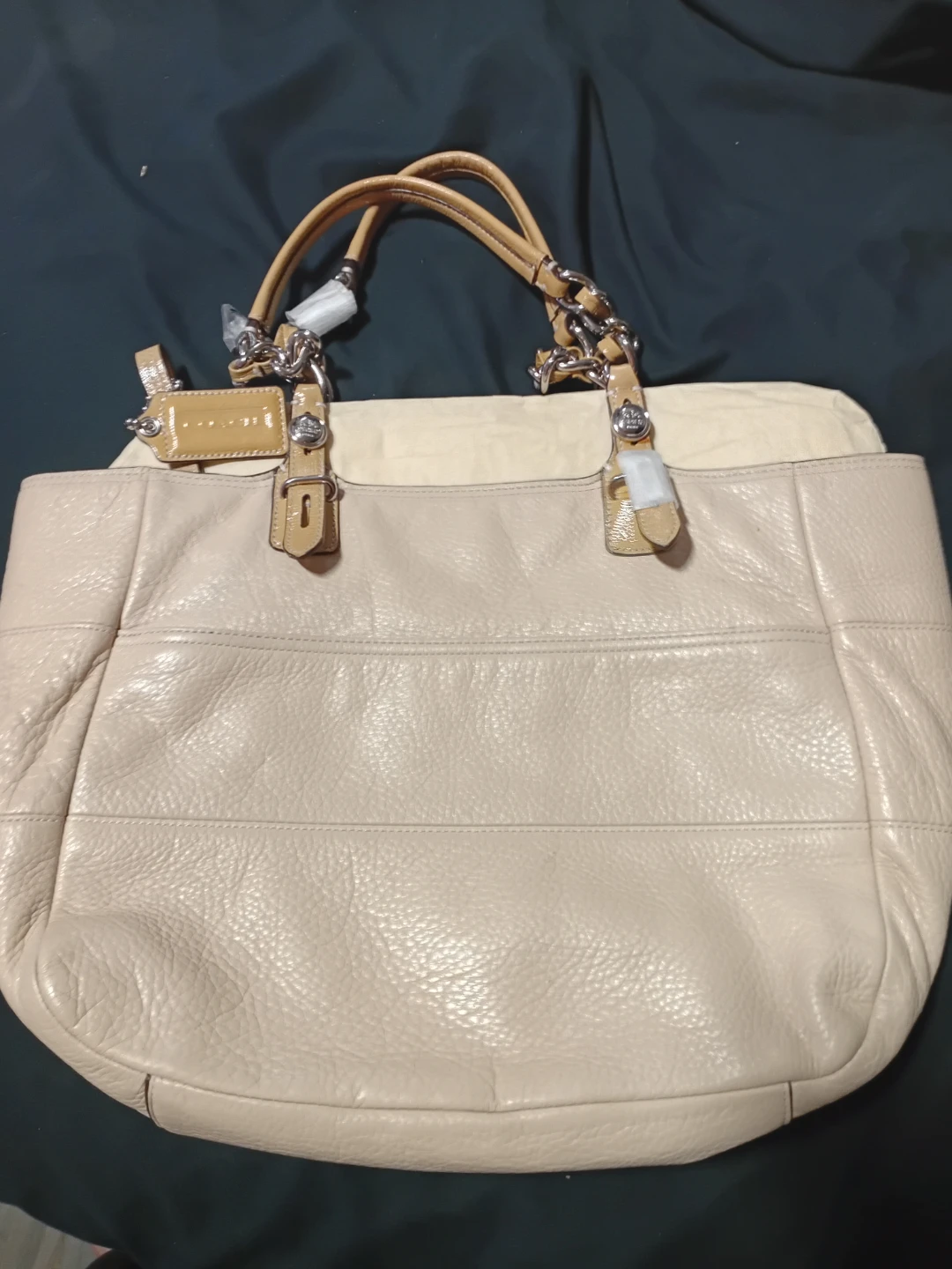 Coach Cream Leather Tote Bag - photo 2