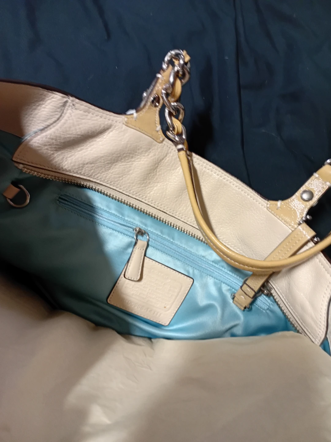Coach Cream Leather Tote Bag - photo 3