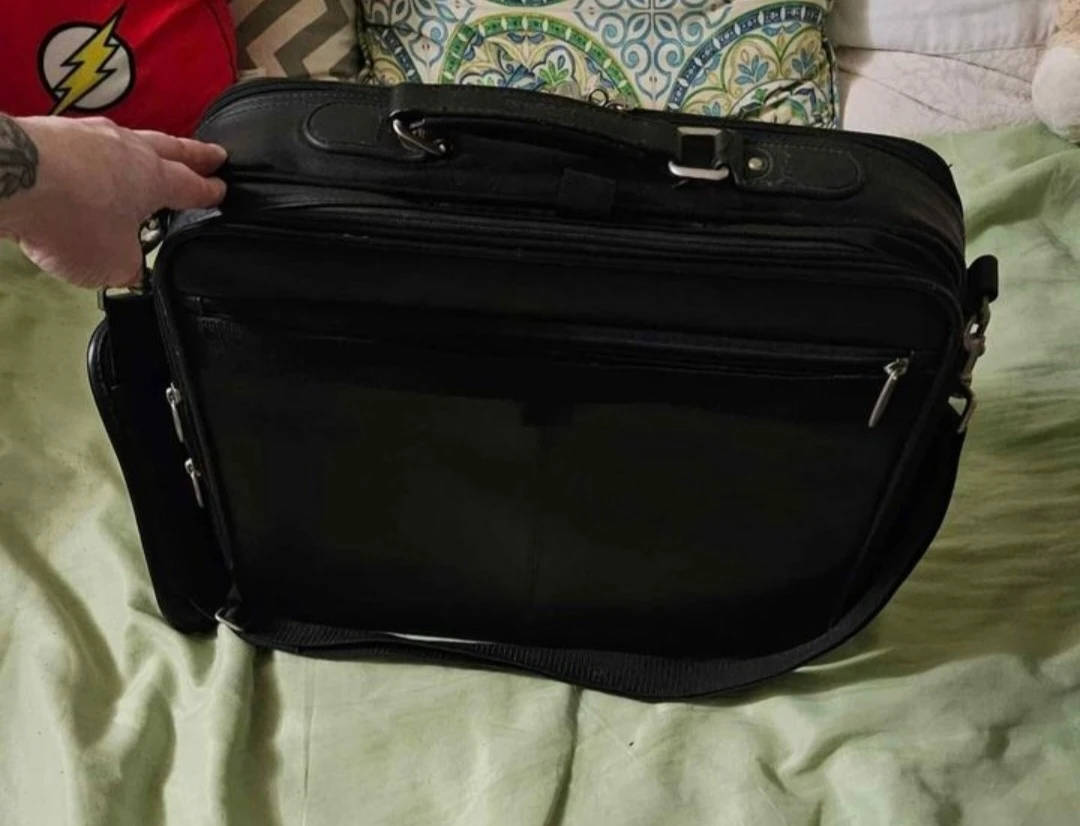 Targus Black Laptop Briefcase Bag - photo 2
