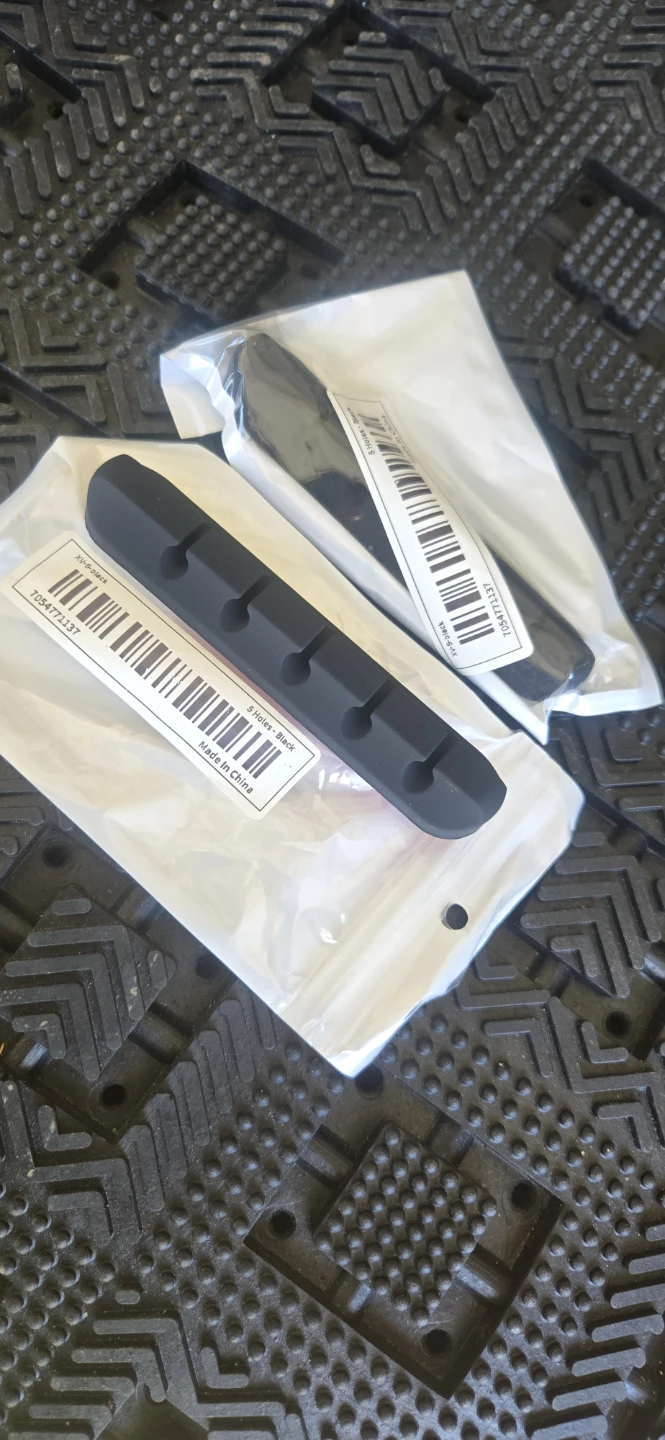 Black 5-Slot Cable Organizer Clips
