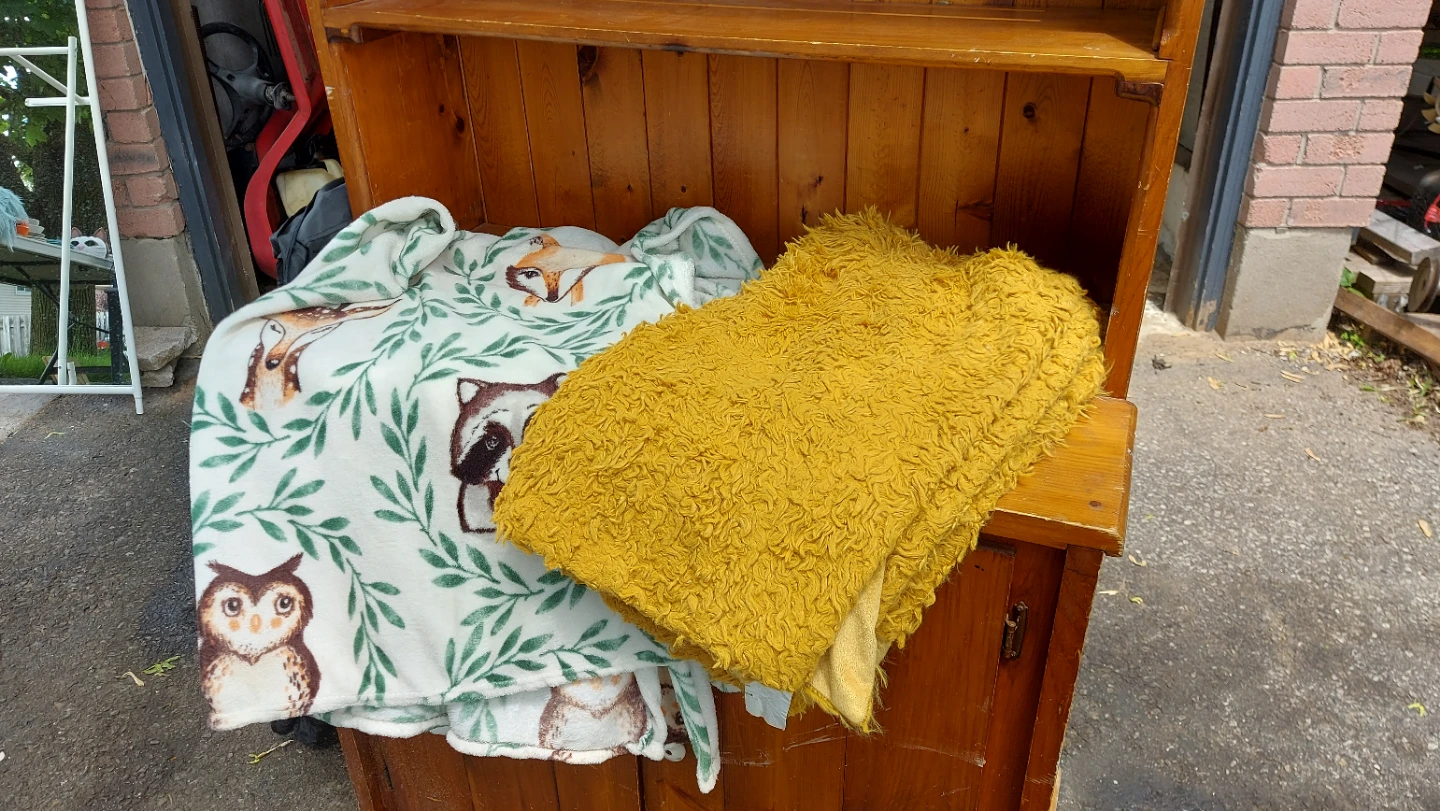 Fuzzy Blanket with Woodland Animals & Mustard Throw