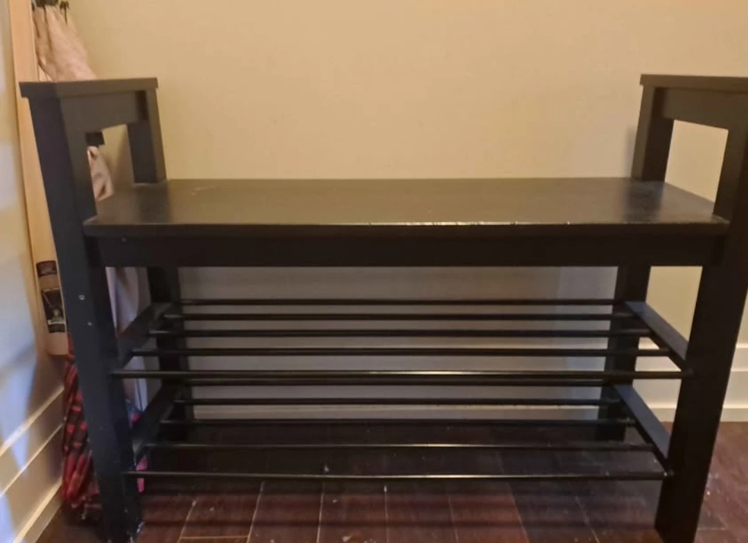 Shoe shelf