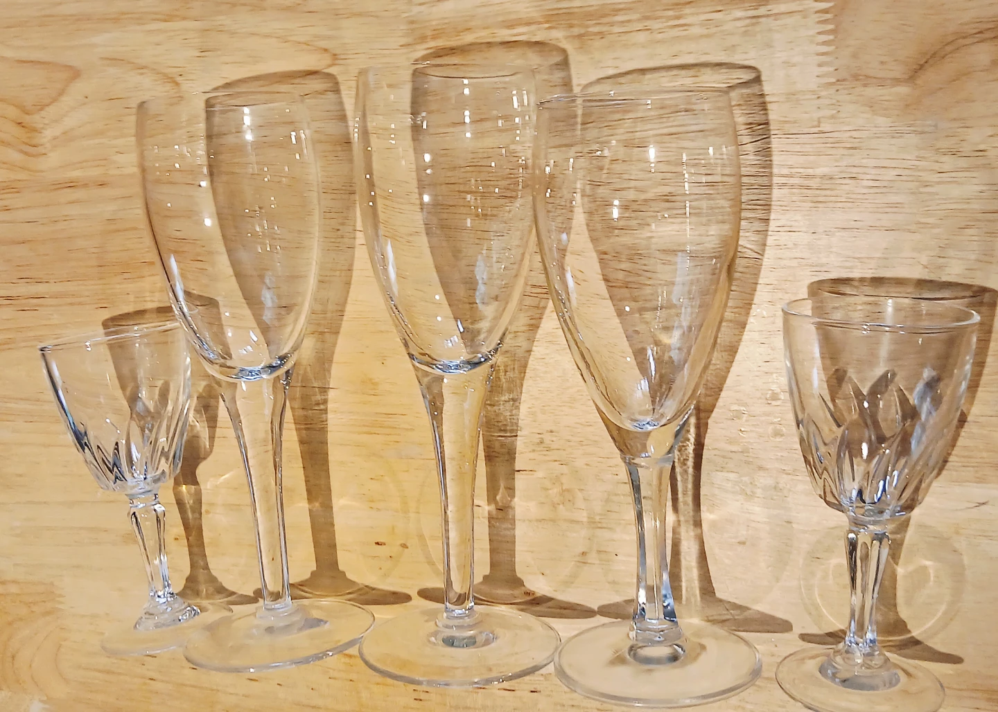 FREE Glass Platter & Drinking Glasses - photo 4