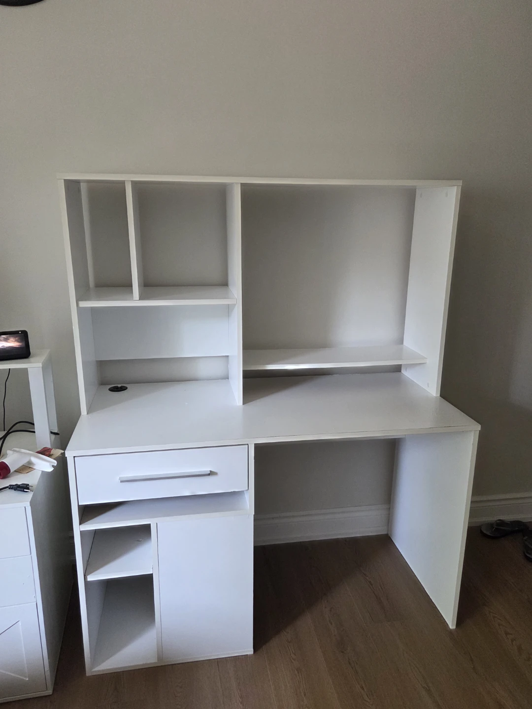 White Desk with Hutch and Storage - photo 3