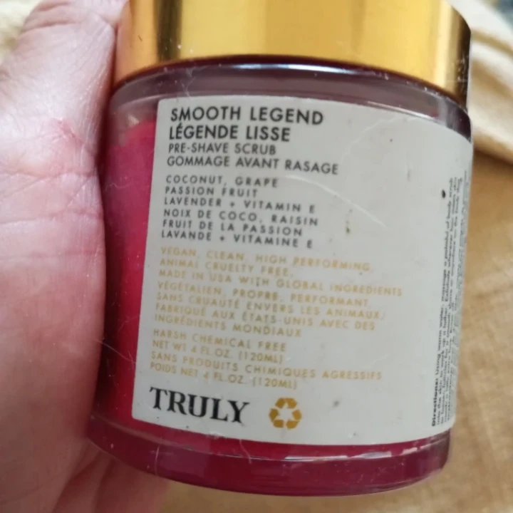 Truly Smooth Legend Pre-Shave Scrub 4 fl oz