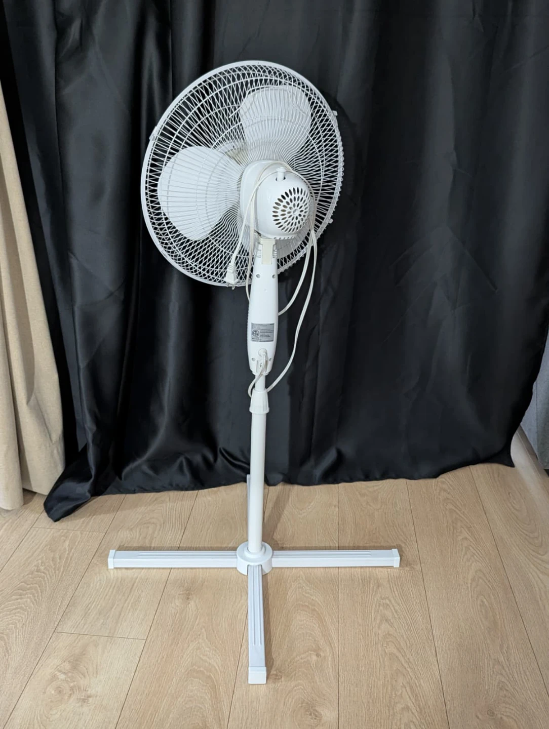 Everyday Essentials White Pedestal Fan - photo 3
