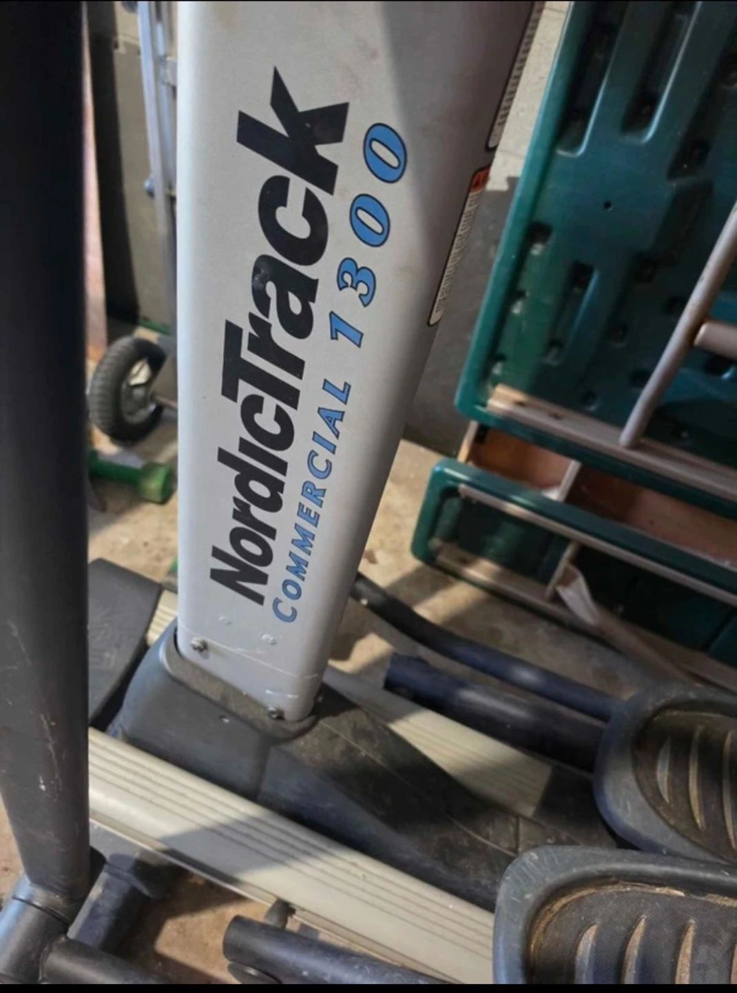 NordicTrack Commercial 1300 Elliptical - photo 5