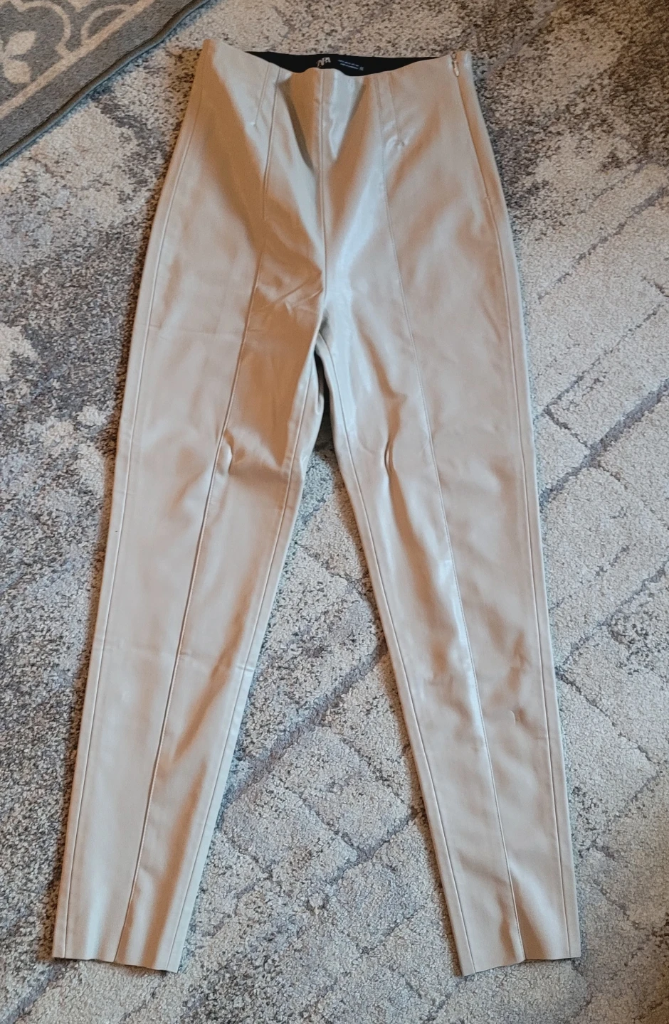 3 clothes - photo 2